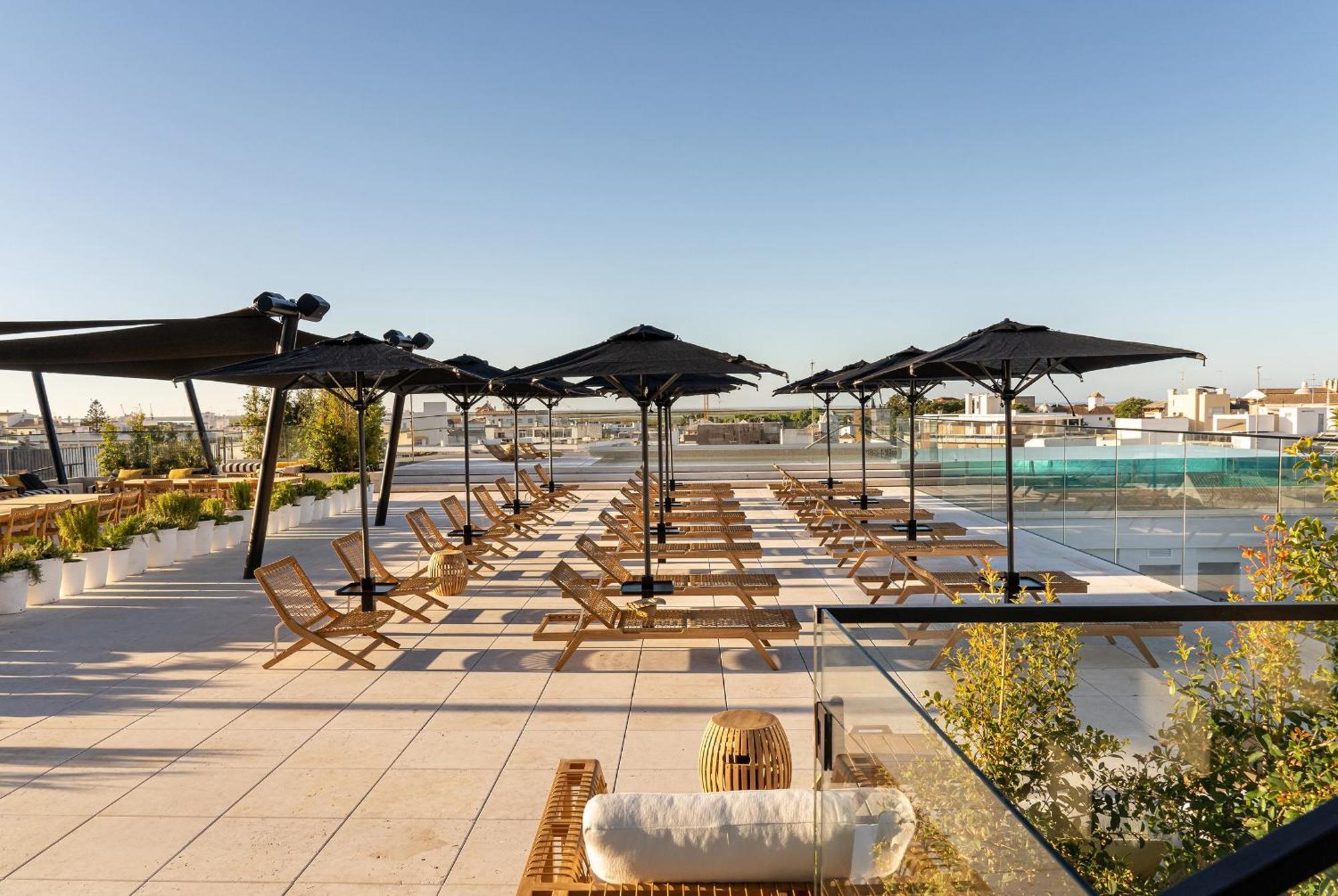 3Hb Faro Otel Dış mekan fotoğraf The rooftop terrace